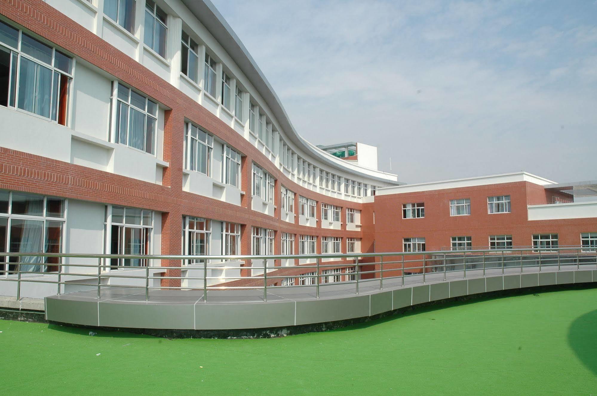 Century Hotel Taicang Exterior photo